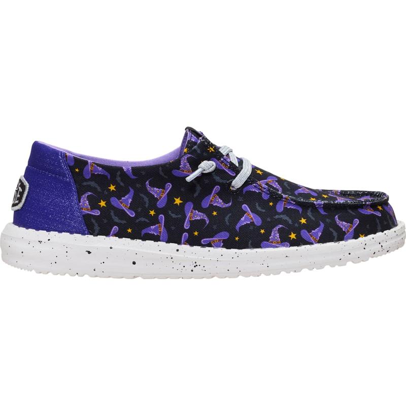 Wendy Night Witch comfortable slip-on