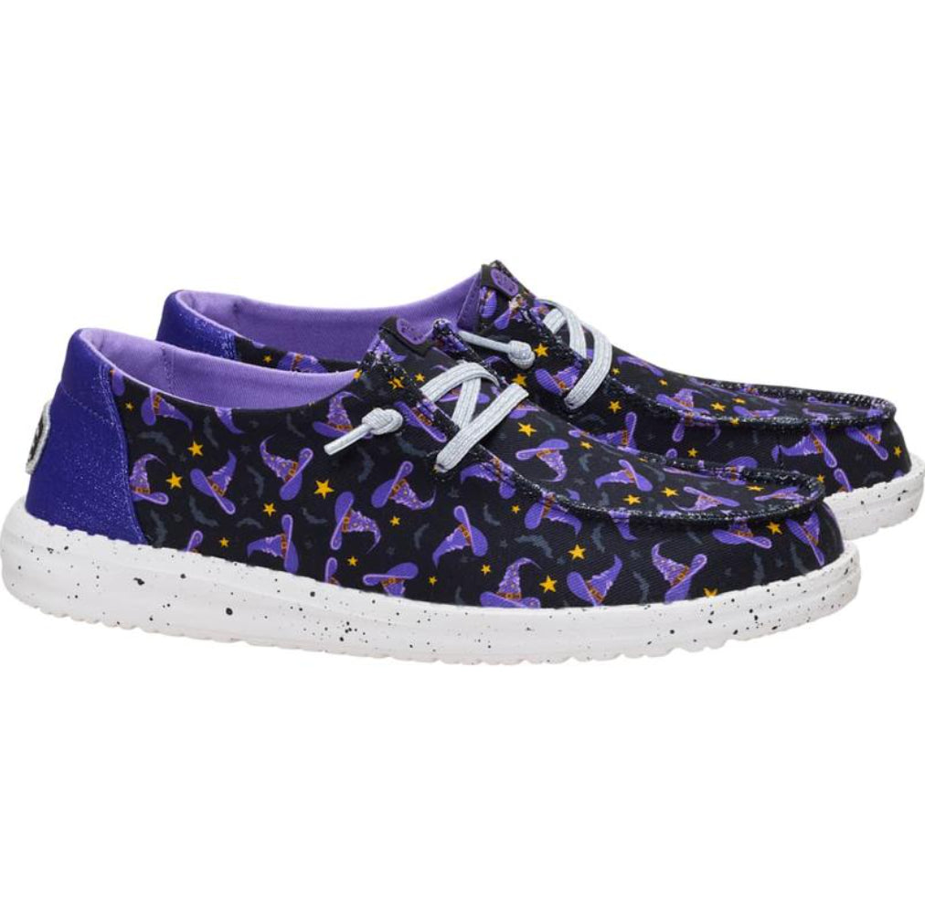 Wendy Night Witch comfortable slip-on