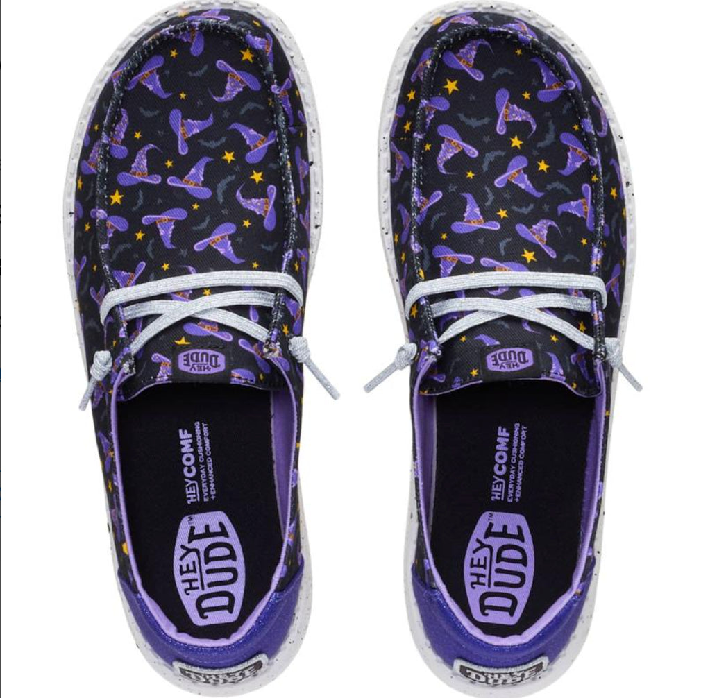 Wendy Night Witch comfortable slip-on
