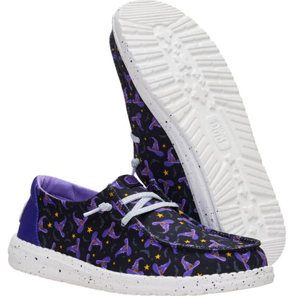 Wendy Night Witch comfortable slip-on