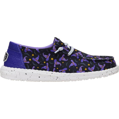 Wendy Night Witch comfortable slip-on
